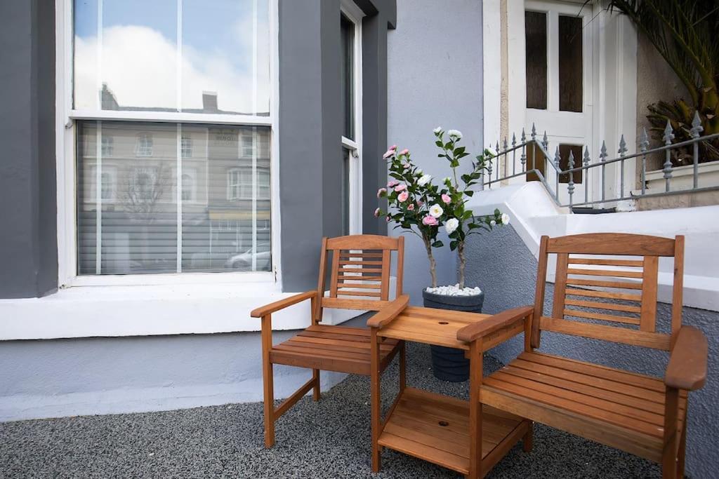 Grove House No.07 - Luxury Apartment Close To The Llandudno Beach المظهر الخارجي الصورة