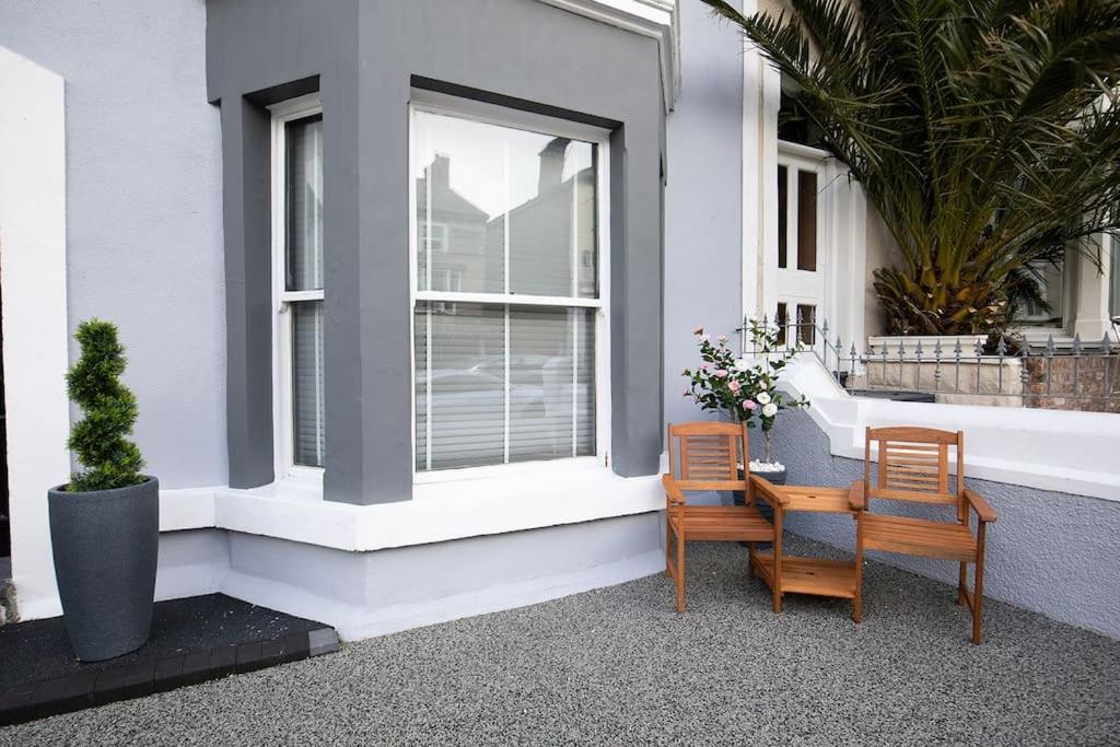 Grove House No.07 - Luxury Apartment Close To The Llandudno Beach المظهر الخارجي الصورة